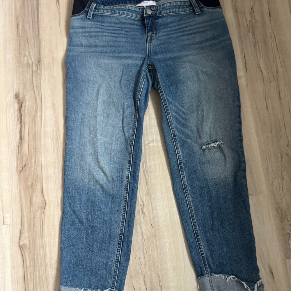 Maternity cropped Blue Distressed Jeans